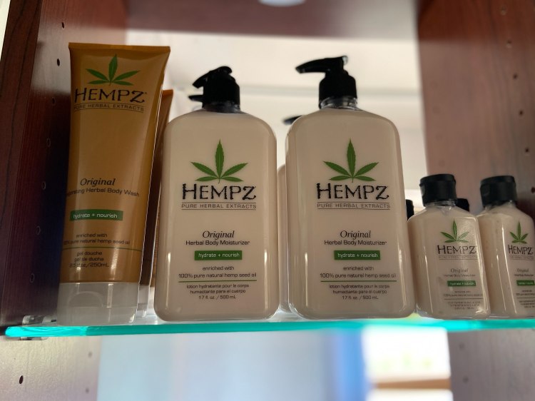 Bean Salon Products Hempz Lotion